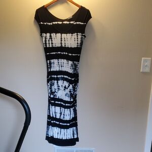 Venus Stretchy Black and White Tie-Dye Dress, Small